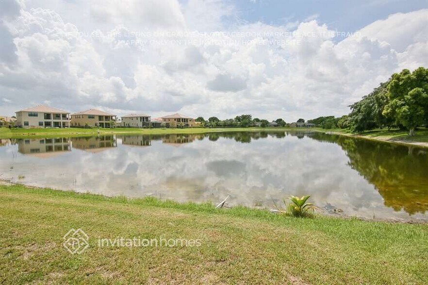 Building Photo - 12132 Quilting Ln