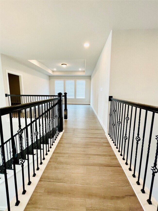 Building Photo - 596 Santa Rosa Hls Dr