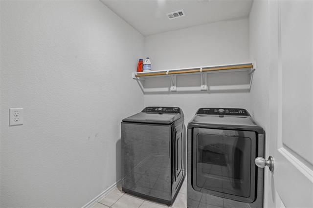 Building Photo - 3000 Buttonbush Dr