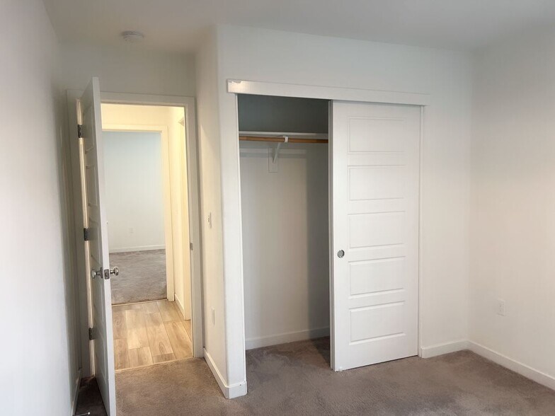 Building Photo - 7447 Chadbourne Wy