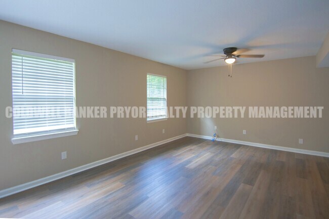 Building Photo - 5824 Moody Sawyer Rd