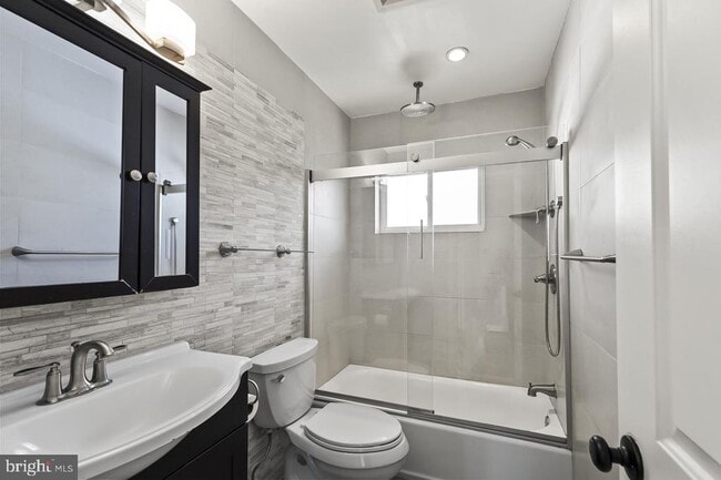 Building Photo - 6313 Tone Dr