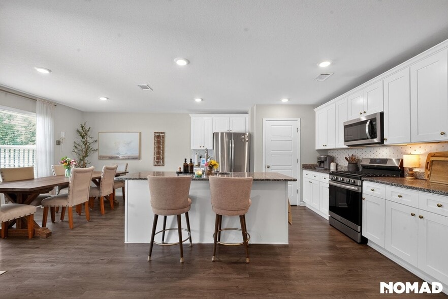 Building Photo - 1008 Enclave Cir