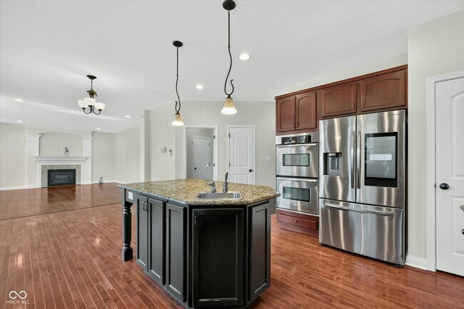 Building Photo - 13636 Falcon Way