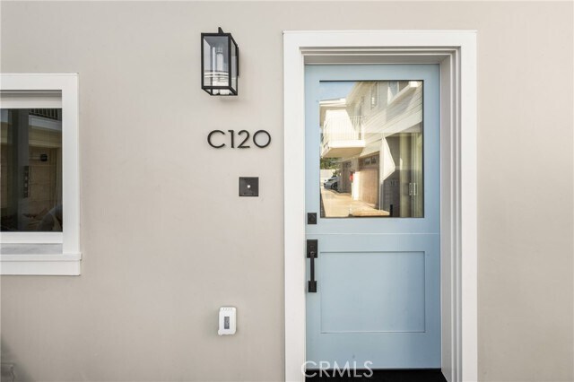 Building Photo - 2138 Orange Ave