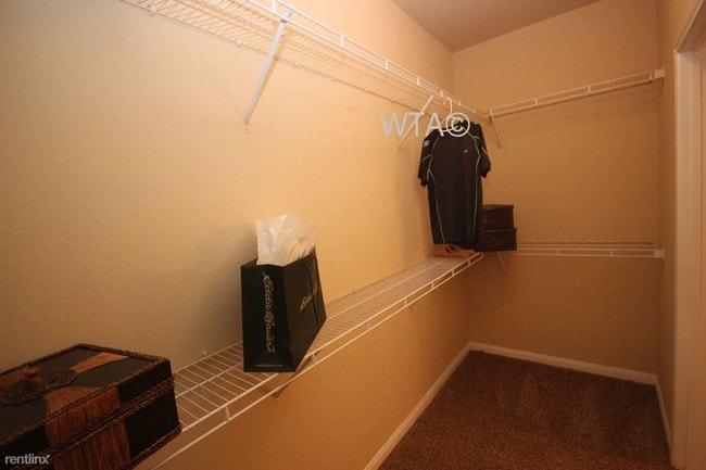 Building Photo - 2914 Olmos Creek Dr