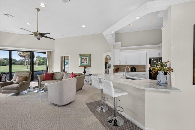 Building Photo - 773 Windermere Way