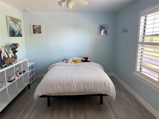 Building Photo - 2599 Marton Oak Blvd