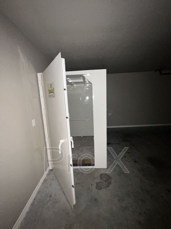 Building Photo - 2016 S Highview Ave