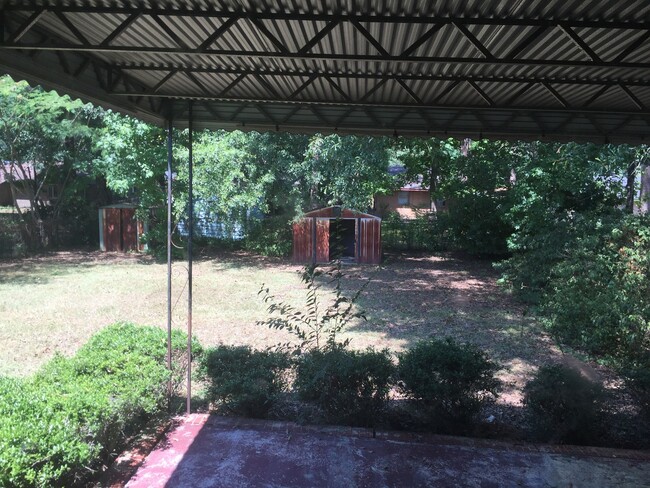 Building Photo - **AVAILABLE NOW**East Columbus 3 Bedroom /...