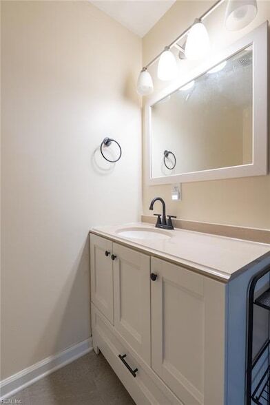 Building Photo - 3528 Chester St