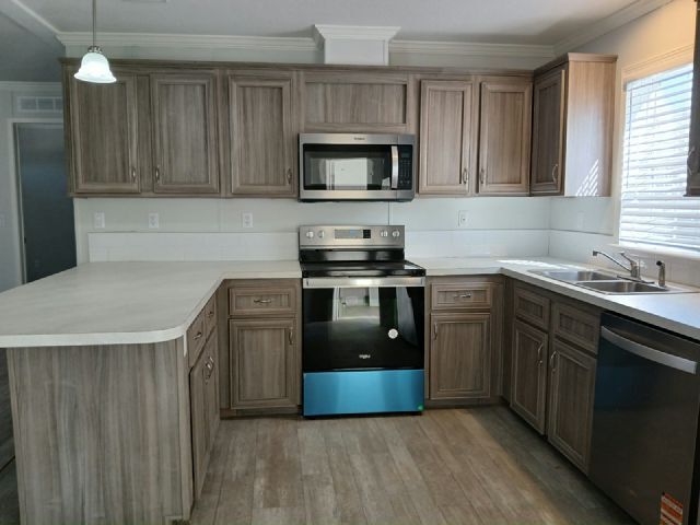 Building Photo - 218 Sycamore Ln