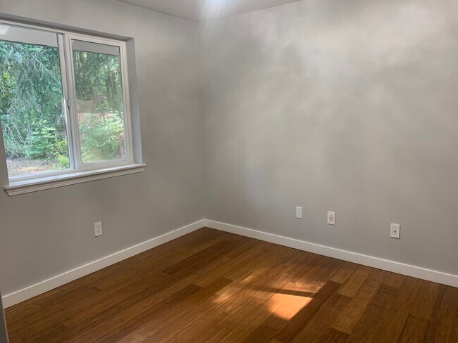 Building Photo - 14107 78th Ave NW