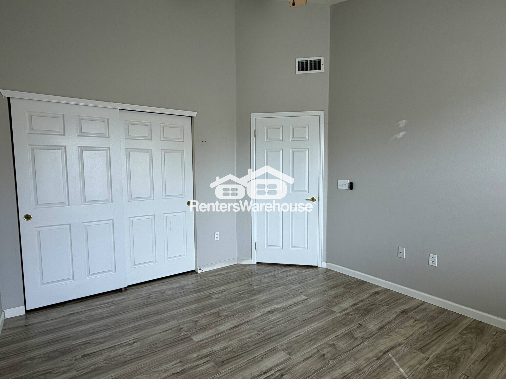 Building Photo - 308 Lucca Dr