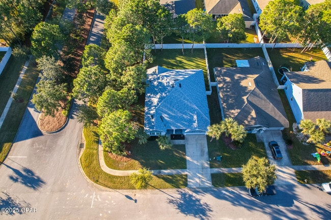 Building Photo - 101 Amherst Way