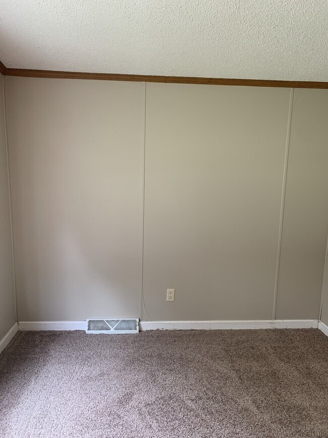 Building Photo - 122 Zackary St