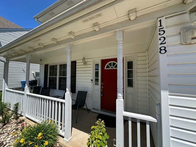 Building Photo - Call Amanda Tate at (757)289-6810 for more information