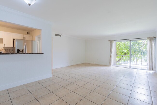 Building Photo - 9459 SW 76th St