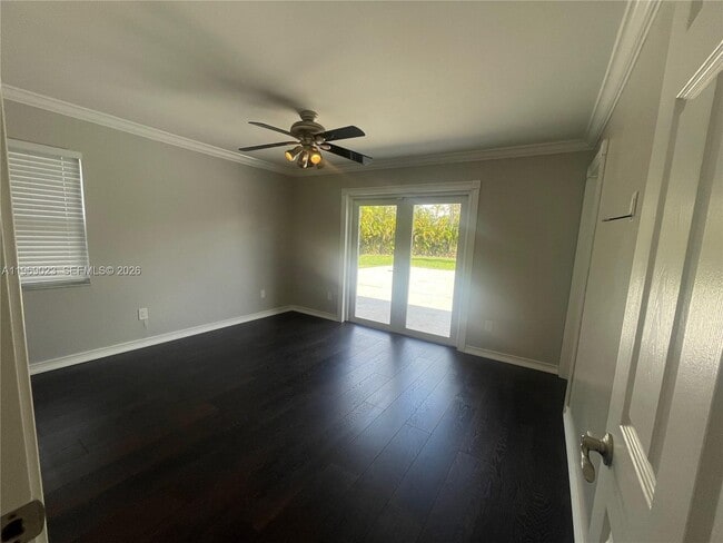 Building Photo - 4960 SW 119th Ave