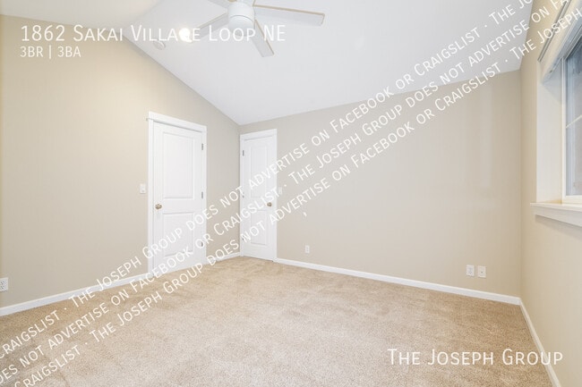 Building Photo - 1862 Sakai Village Loop