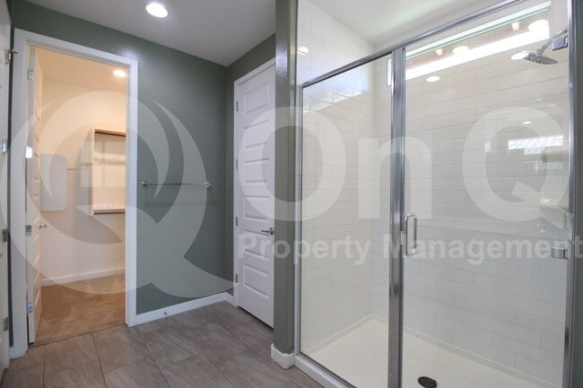 Building Photo - 2207 E Citadel Dr