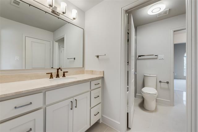 Building Photo - 4867 Corinthian Bay Dr