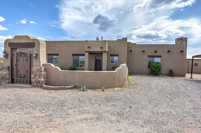 Building Photo - Vail - Rural Property on acreage