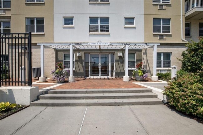 Building Photo - 79-14 Rockaway Beach Blvd