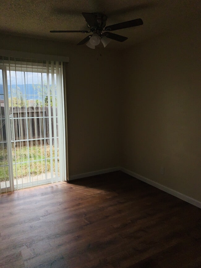 Building Photo - 110 Buena Vista Pl