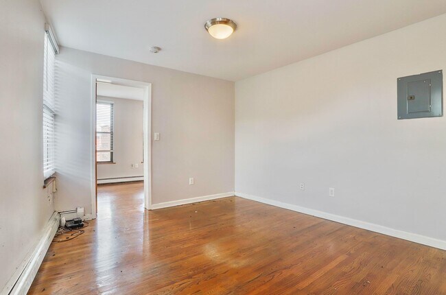 Building Photo - 197 Newark Ave