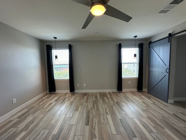 Building Photo - 7758 Meng Ct