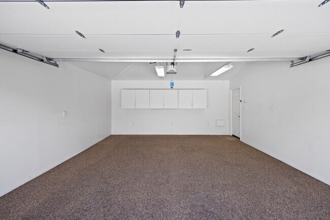 Building Photo - 160 Mauna Loa Dr