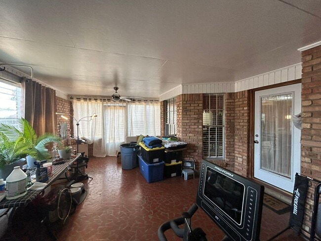 Building Photo - SPACIOUS HOME IN OF NORTH BOSSIER