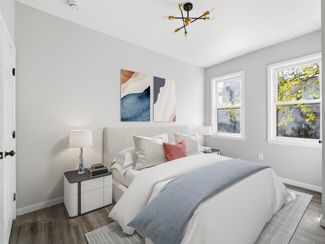 Building Photo - 23 Bayview Ave