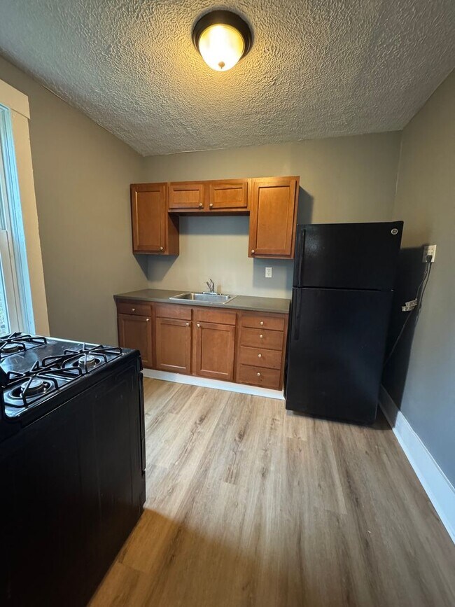 Building Photo - 311 W Burgess St