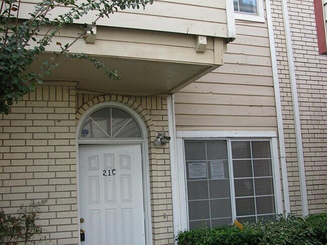 Building Photo - 8310 Wild Rose St