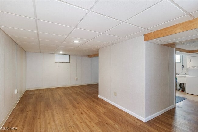 Building Photo - 2084 Wascana Ave