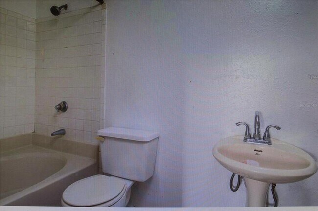 Building Photo - 4107 Chatham Oak Ct