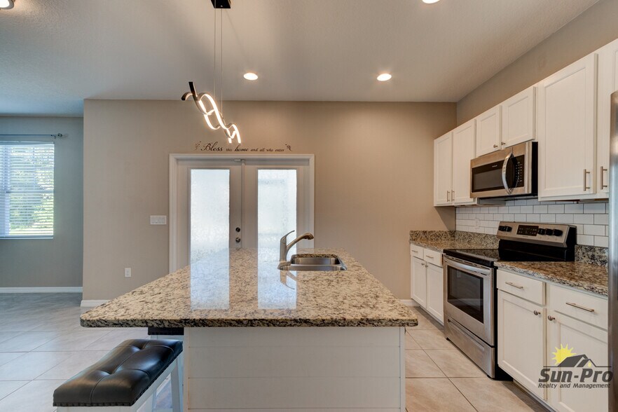 Building Photo - 1660 Pham Dr