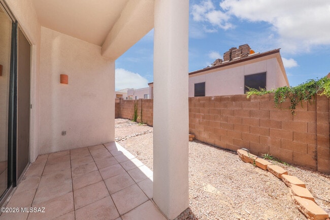 Building Photo - 7356 E Placita Sacra