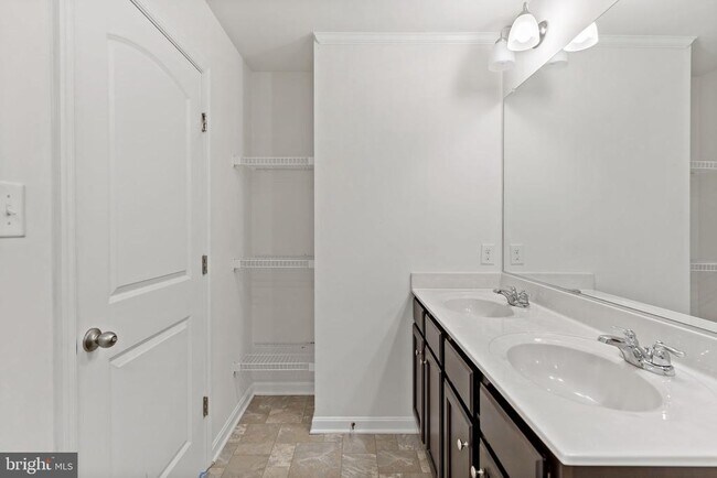 Building Photo - 162 Magellan Dr