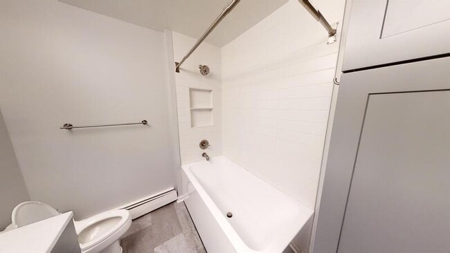 Building Photo - 1261 Island Dr