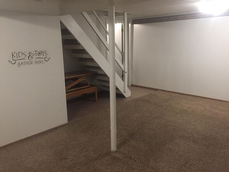 Building Photo - 31 Perimeter Rd