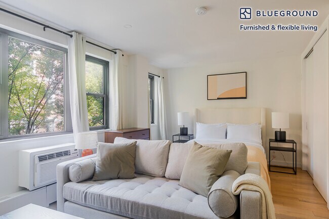 Primary Photo - 227 E 59th St