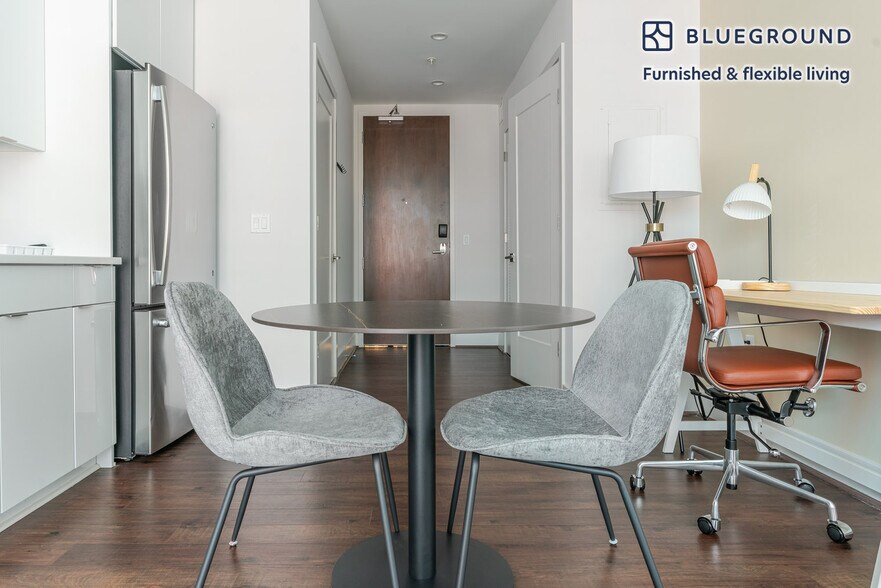 Building Photo - 770 Maine Ave SW