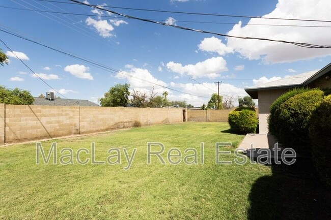 Building Photo - 6708 E Granada Rd