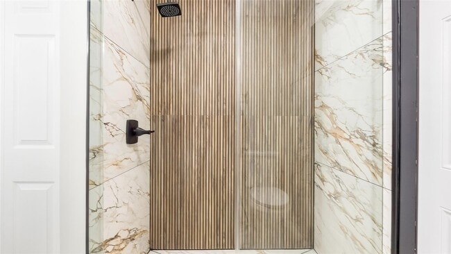 Building Photo - 6411 NW 54th Dr