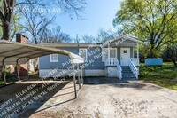 Building Photo - Charming 3-Bedroom Gem in Bessemer – Fresh...