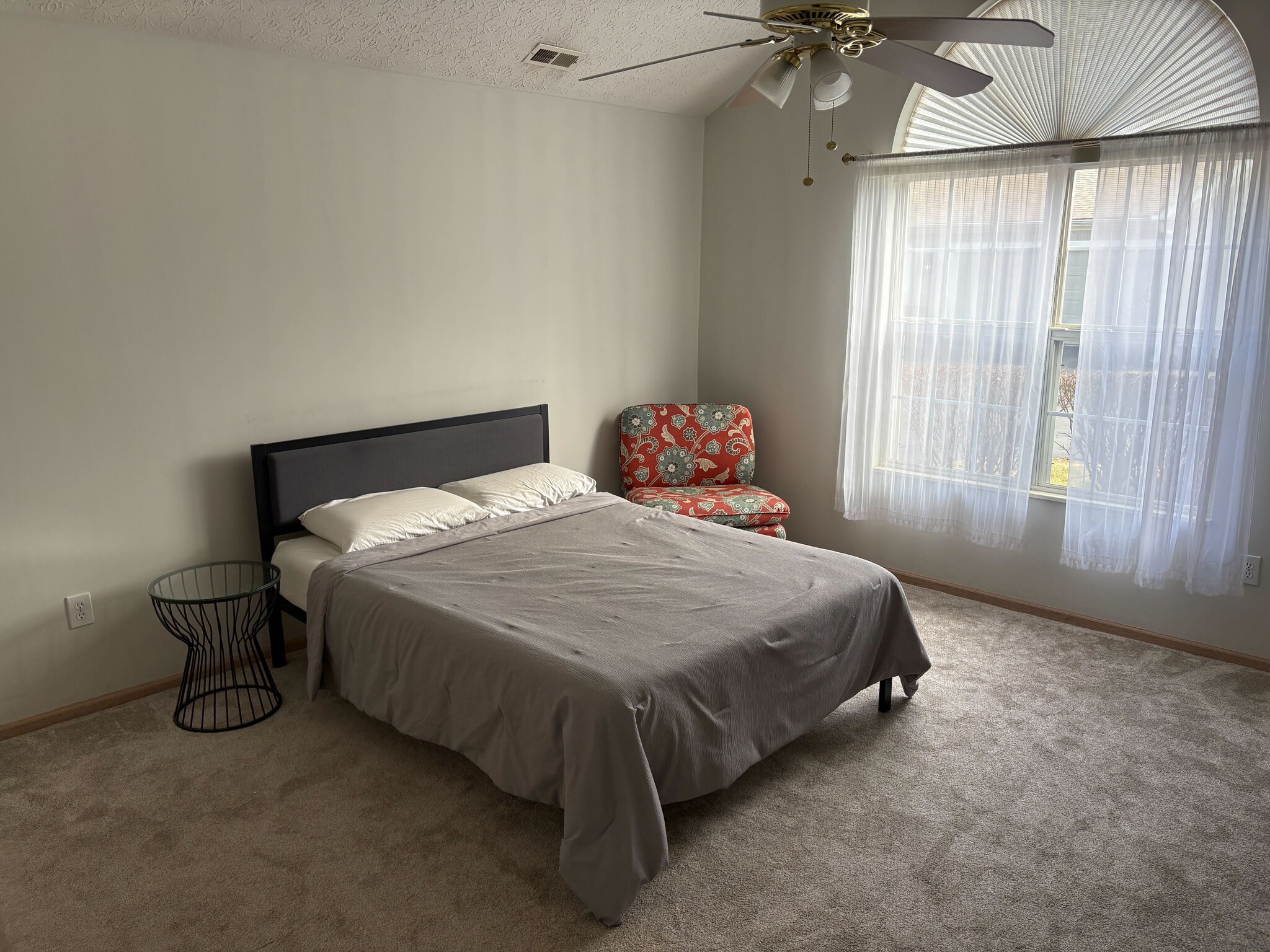 Building Photo - 388 Park Woods Ln