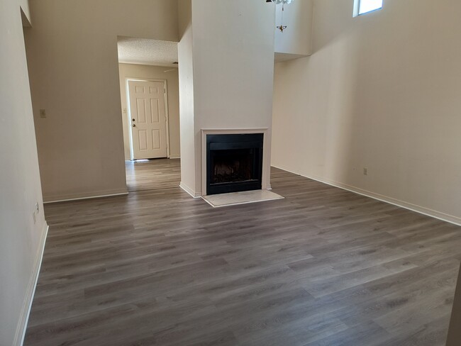 Living room with fireplace - 14 Hollycrest Blvd